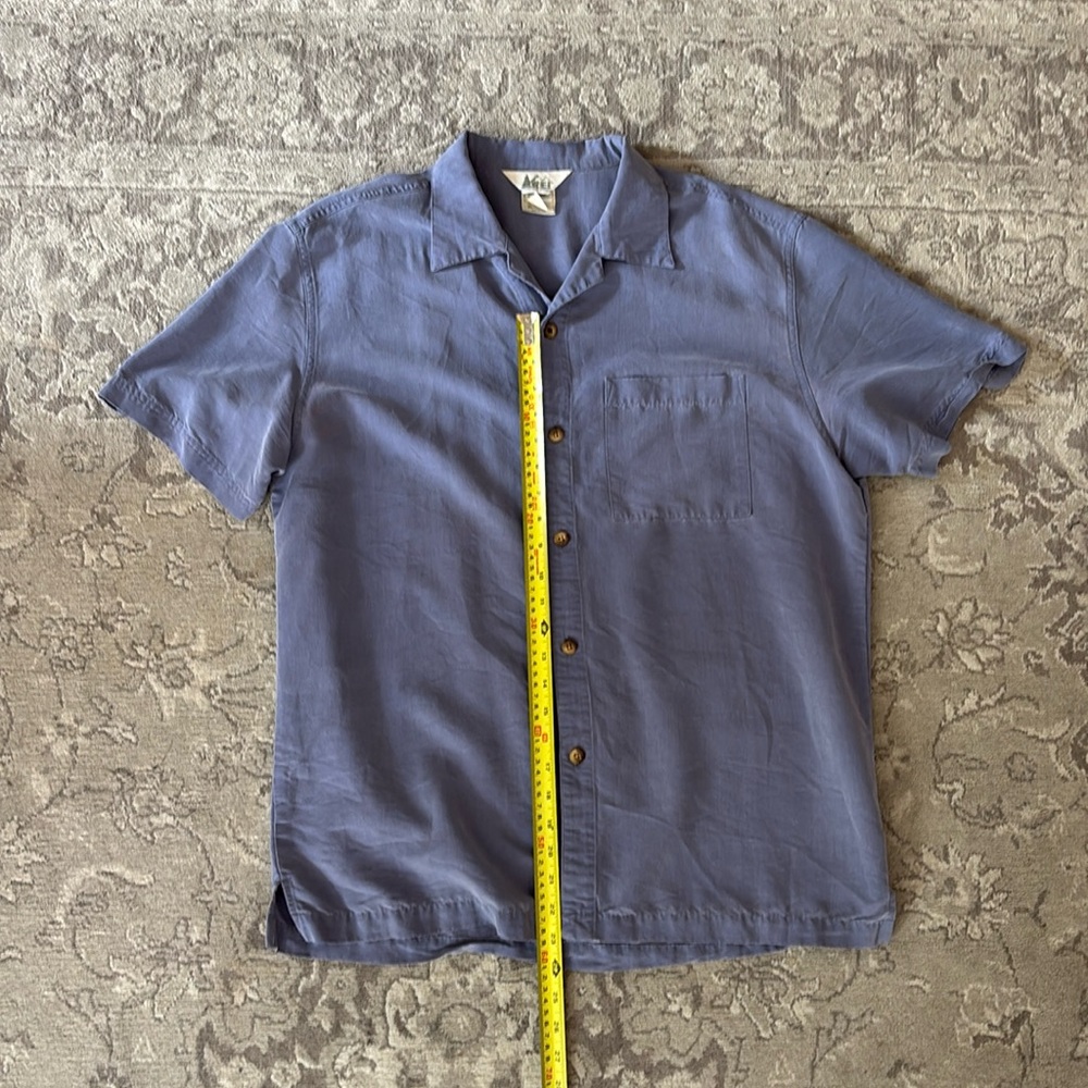 Vintage 90s REI Linen Blend Short Sleeve Button Up Shirt Blue-Medium